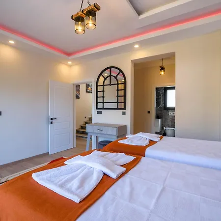 Vila Huzur *